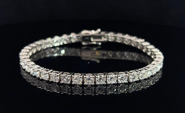 10 CARAT 4 PRONG DIAMOND TENNIS BRACELET