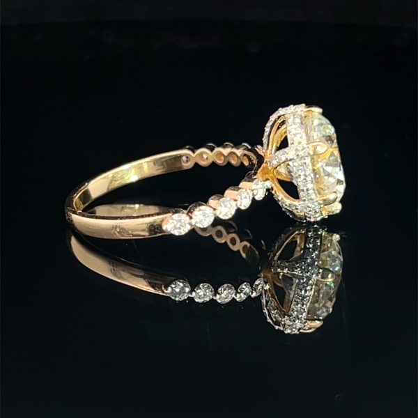 4.5 CT ROUND BRILLIANT DIAMOND RING 6 PRONG - Image 2