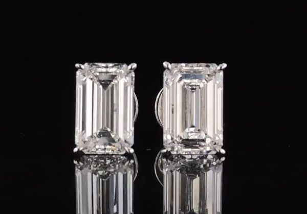 4 CT EMERALD CUT DIAMOND STUDS