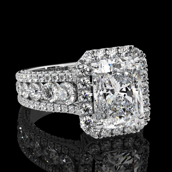 7 carat Radiant cut with Halo Diamond Ring - Image 2