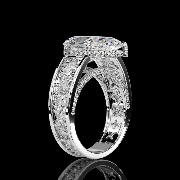 7.5 carat Pear Diamond Ring - Image 3