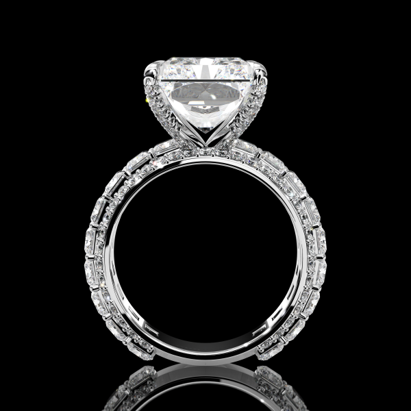 9 carat Radiant Cut Diamond Ring - Image 4